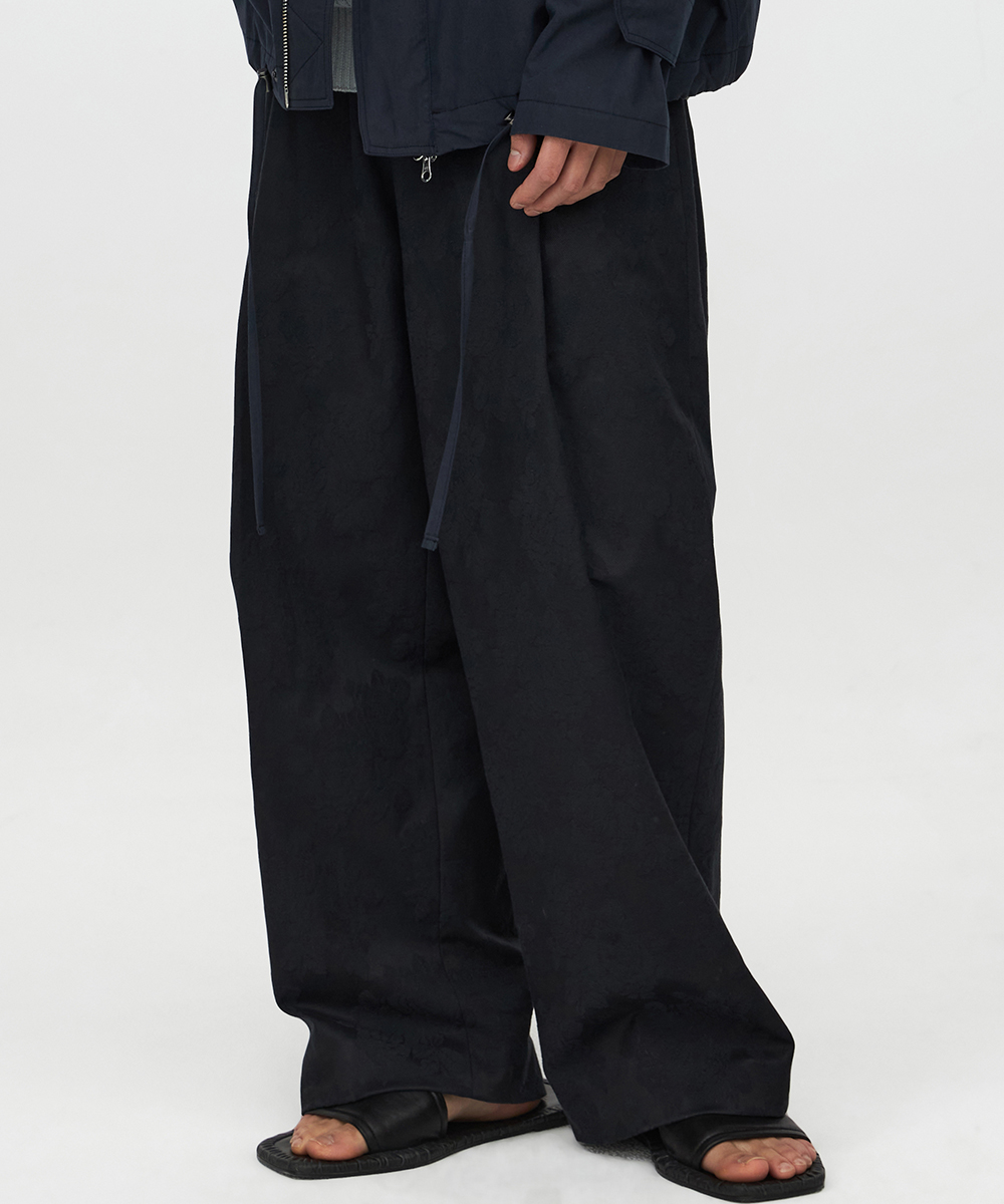 YOUTH유스 SS23 Structured Wide Pants_Black Flower